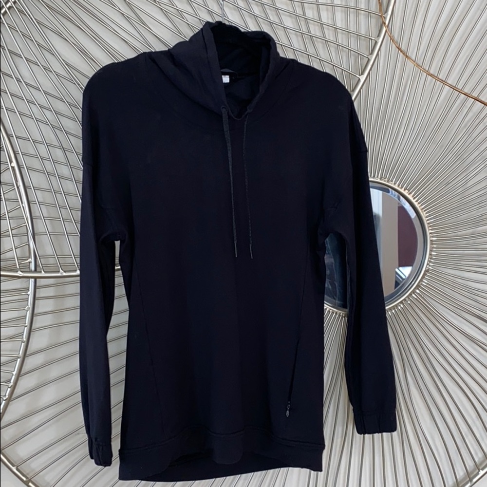 Lululemon black funnel neck pullover